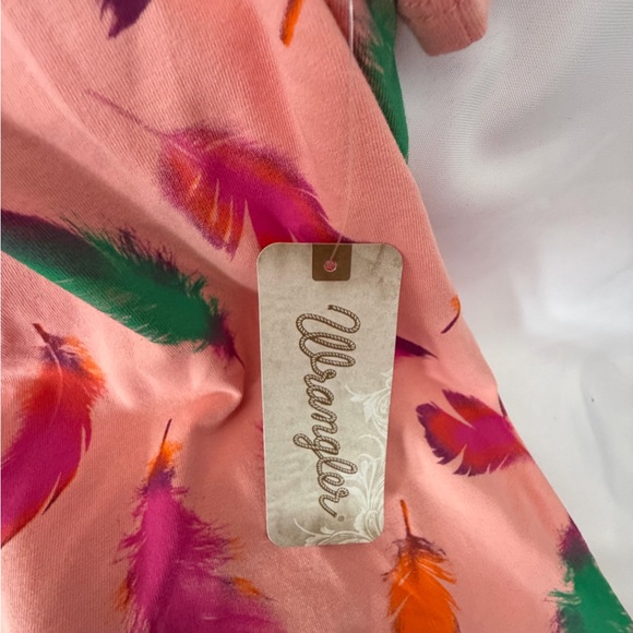 NEW WRANGLER Kids Pink Tee with Colorful Feather Design - Picture 4 of 7